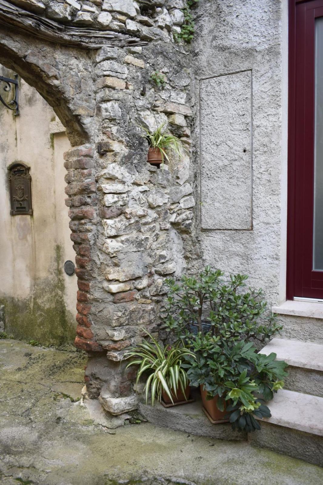 Appartamento Anna Brenzone sul Garda Ngoại thất bức ảnh