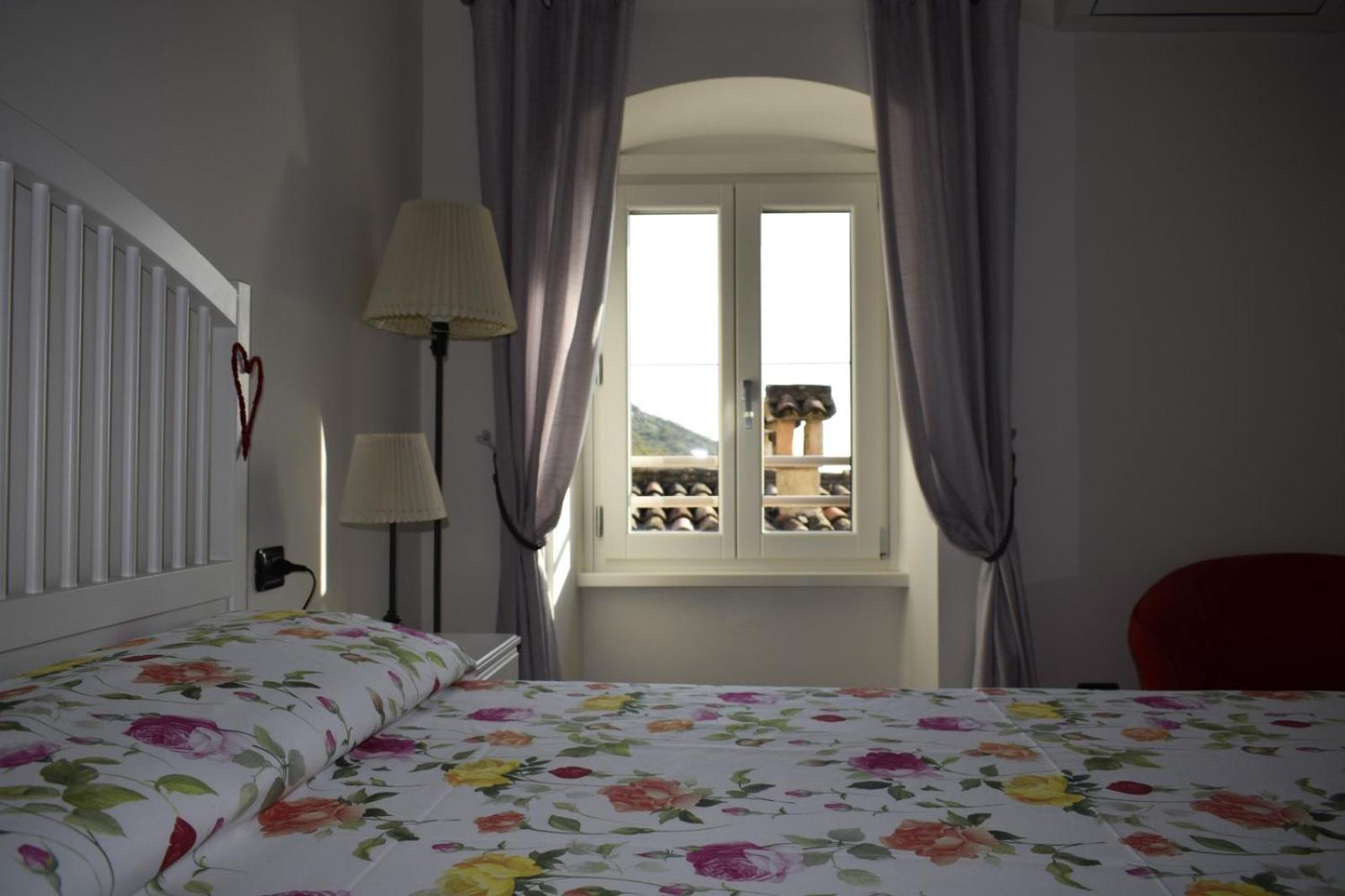 Appartamento Anna Brenzone sul Garda Ngoại thất bức ảnh